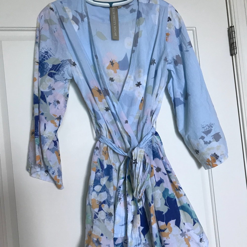 Short Robe